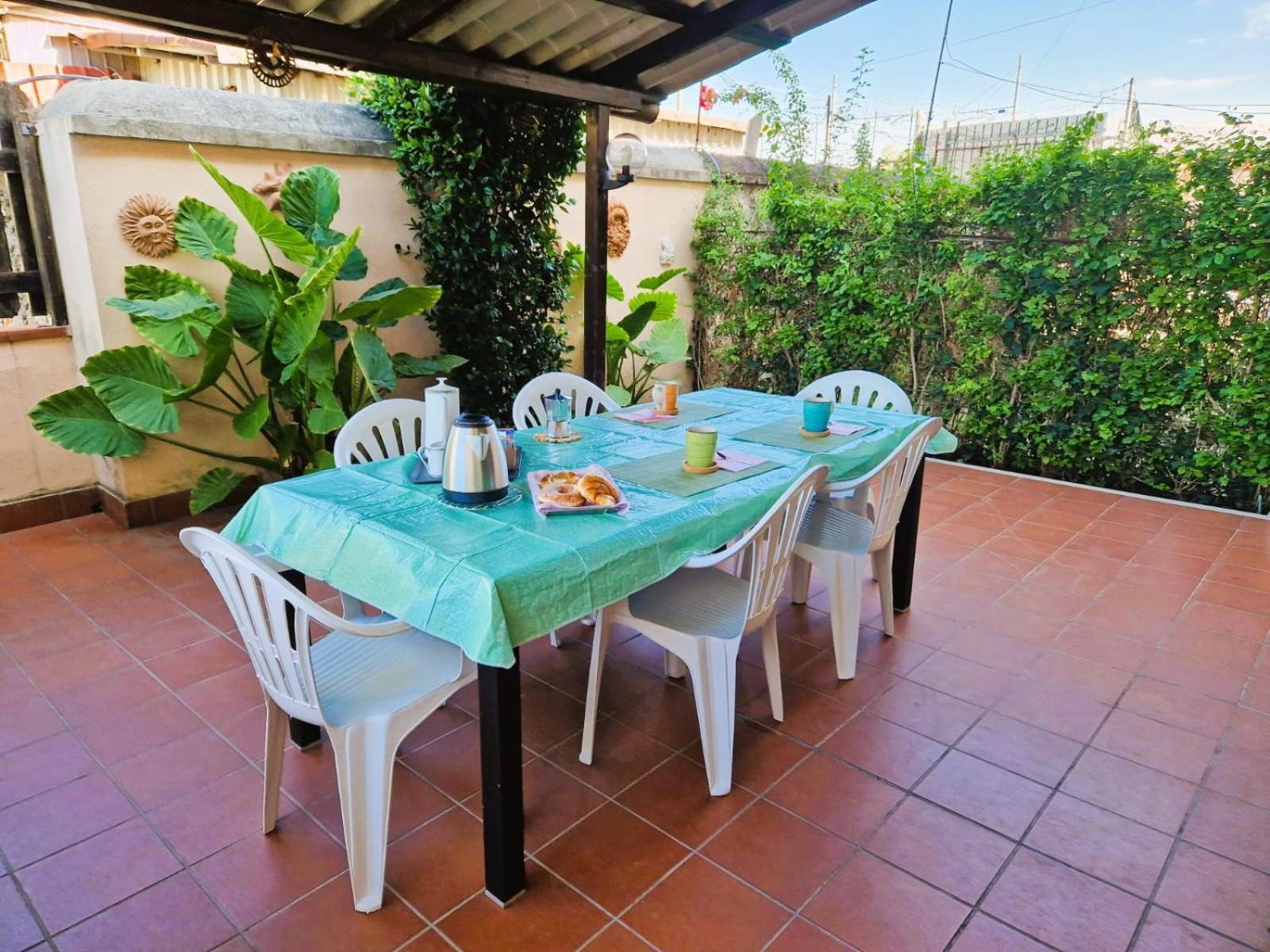 Appartamento Per Chi Ama Prendere Il Caffe In Terrazzo Rom Exteriör bild